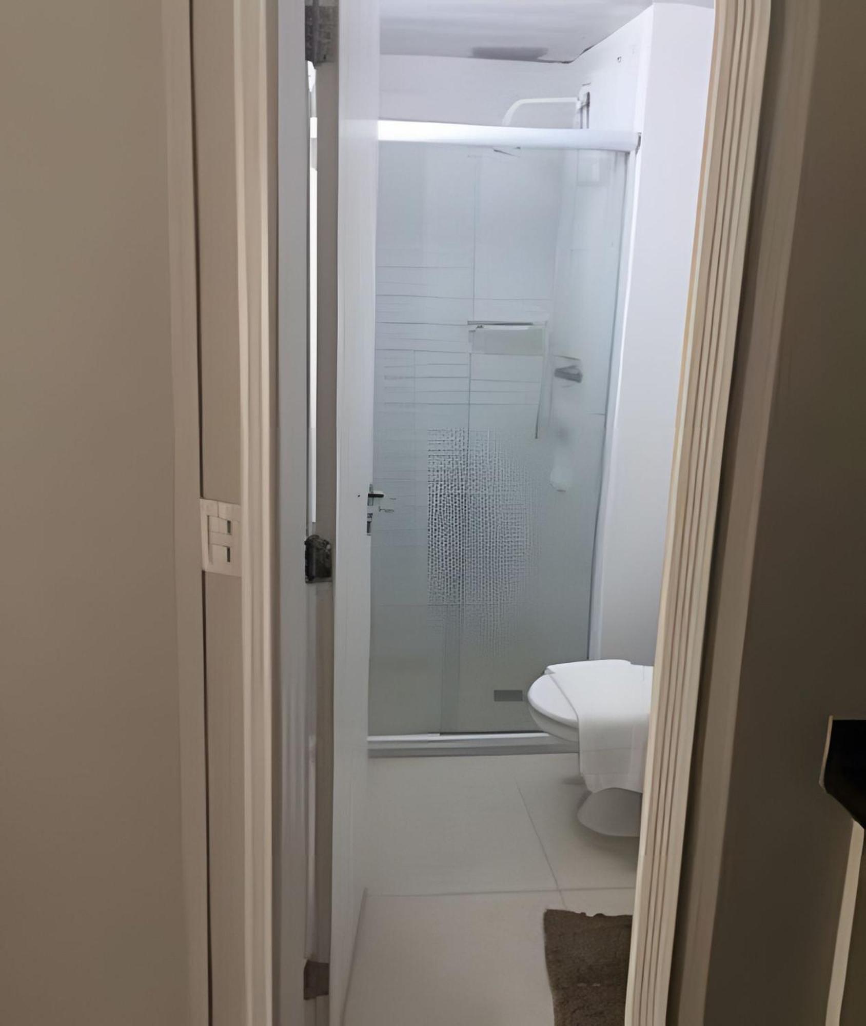 Flat Bem Localizado Na Regiao De Pinheiros!