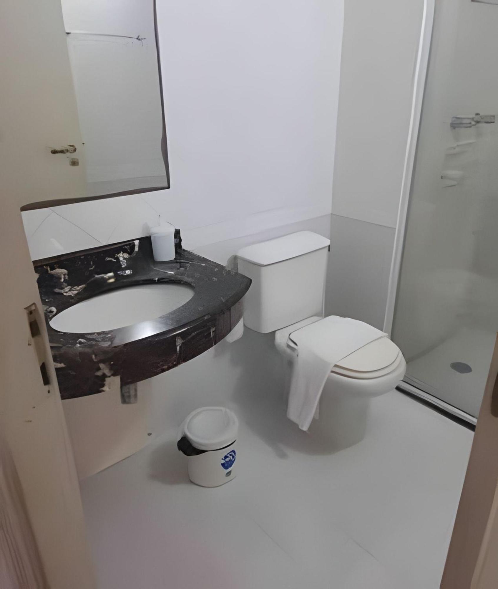 Apartamento Flat Bem Localizado Na Regiao De Pinheiros! *