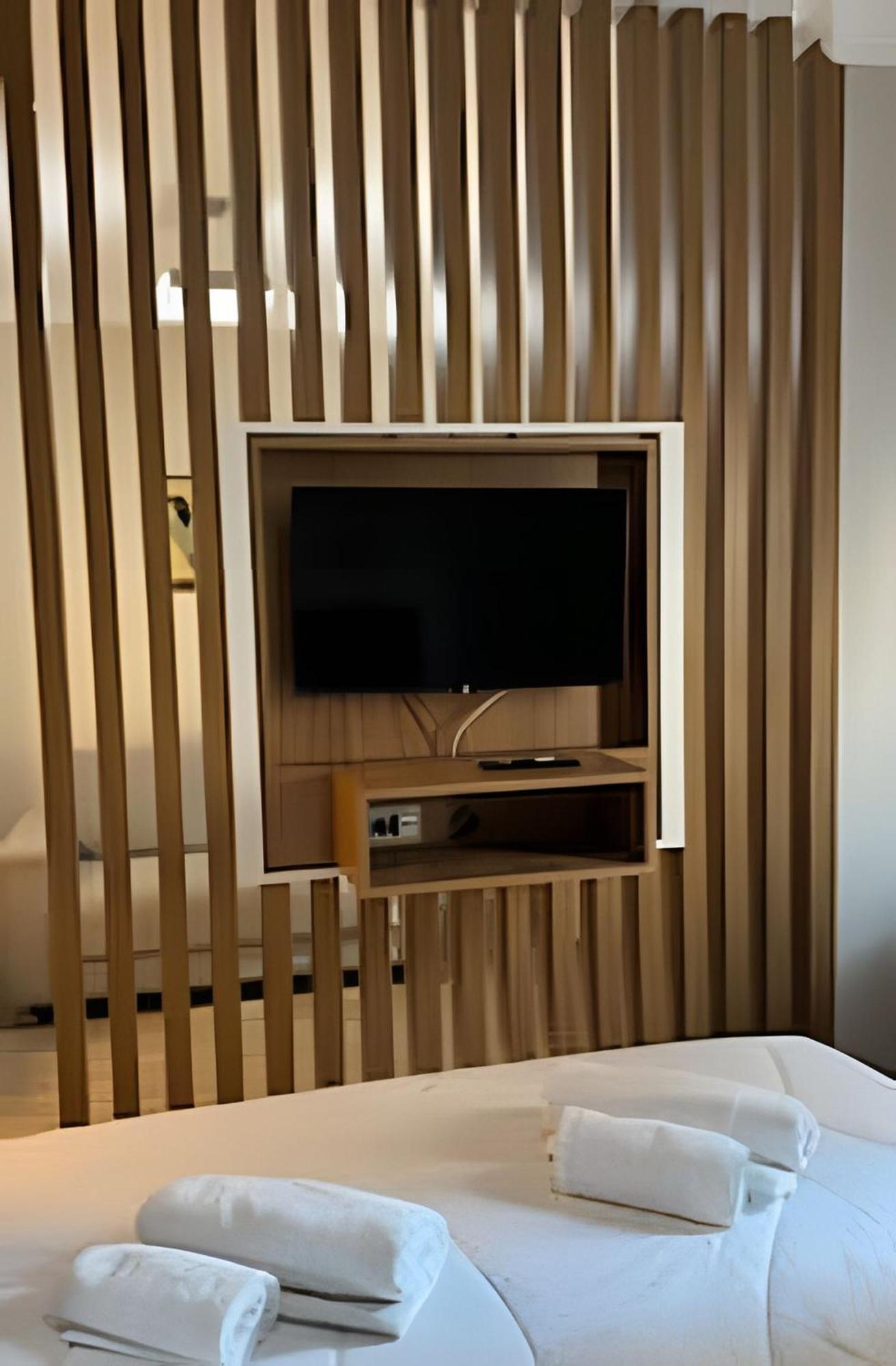 Apartamento Flat Bem Localizado Na Regiao De Pinheiros! *