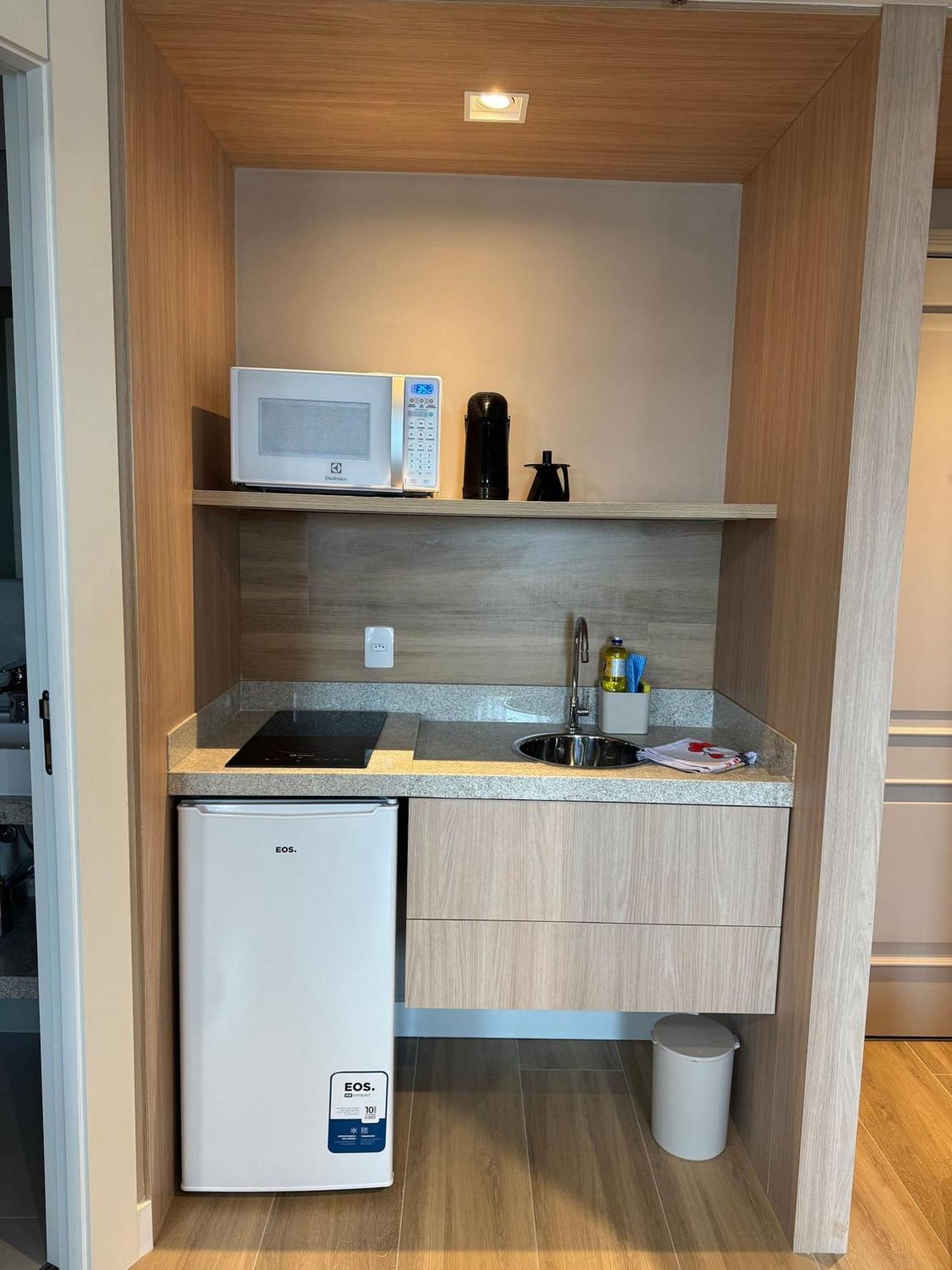 Flat Bem Localizado Na Regiao De Pinheiros!