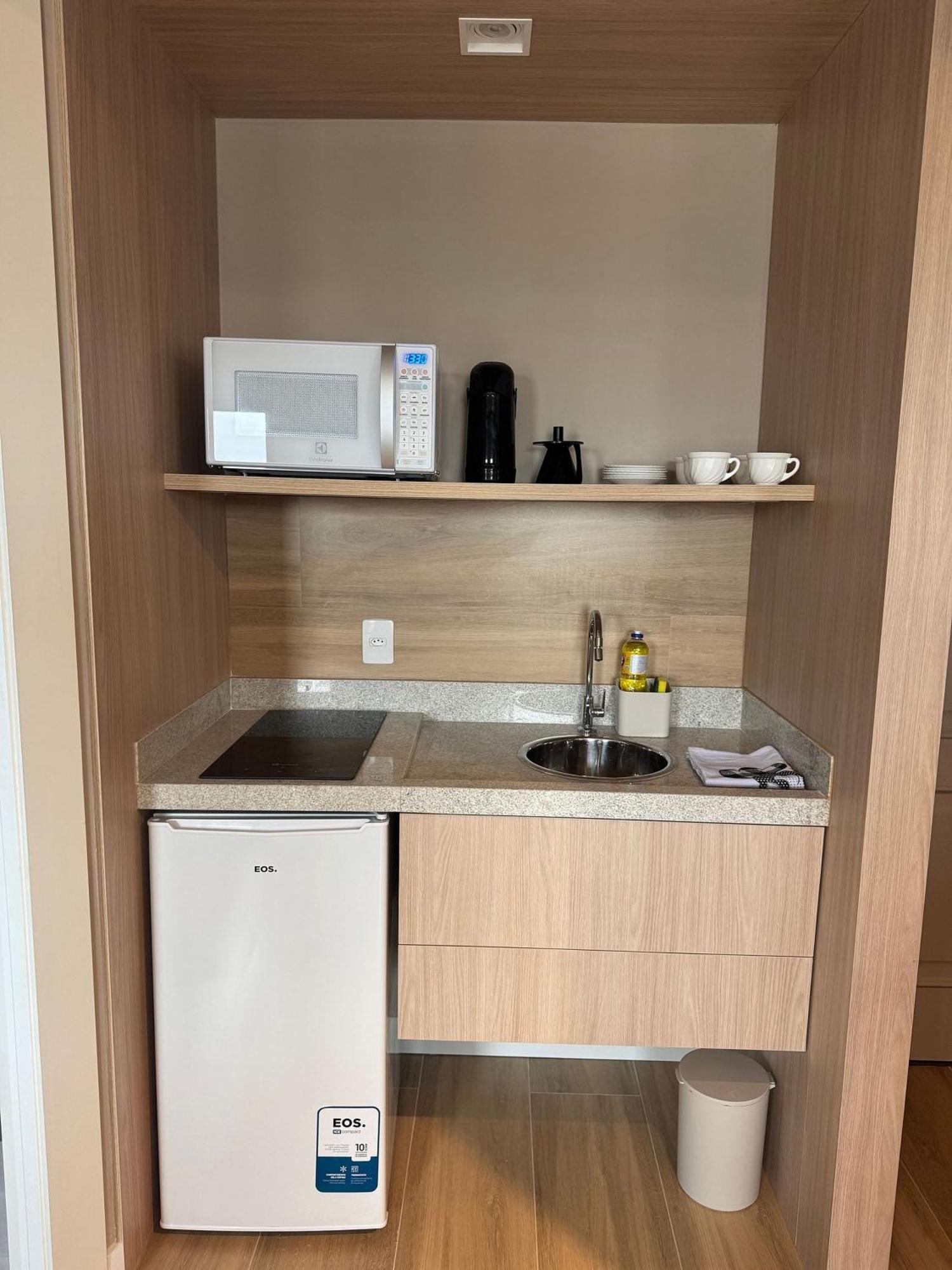 Flat Bem Localizado Na Regiao De Pinheiros! *